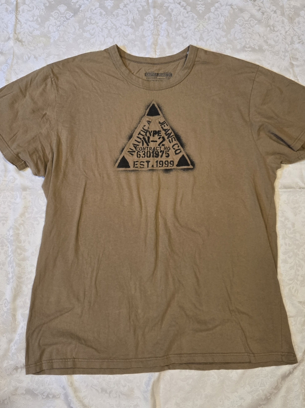 Vintage Nautica Men's Brown Graphic Crewneck T-Shirt